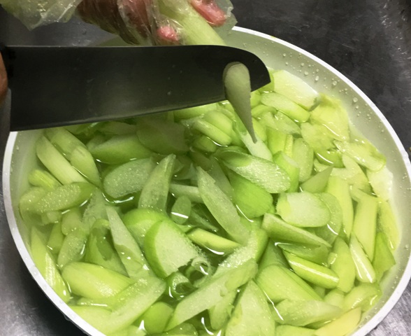 リュウキュウの削ぎ方